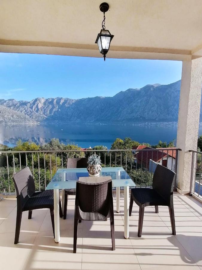 Bay Of Kotor View Apartment With Pool Prčanj Εξωτερικό φωτογραφία