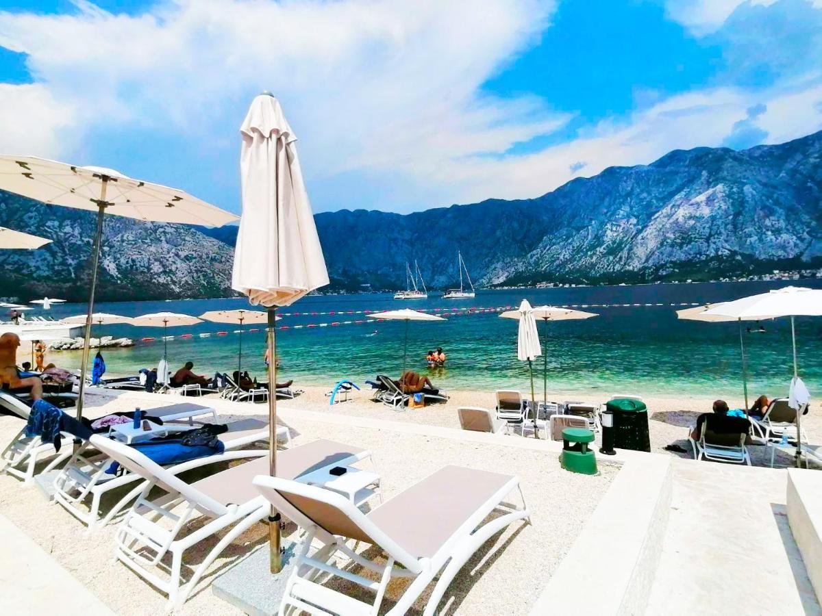 Bay Of Kotor View Apartment With Pool Prčanj Εξωτερικό φωτογραφία
