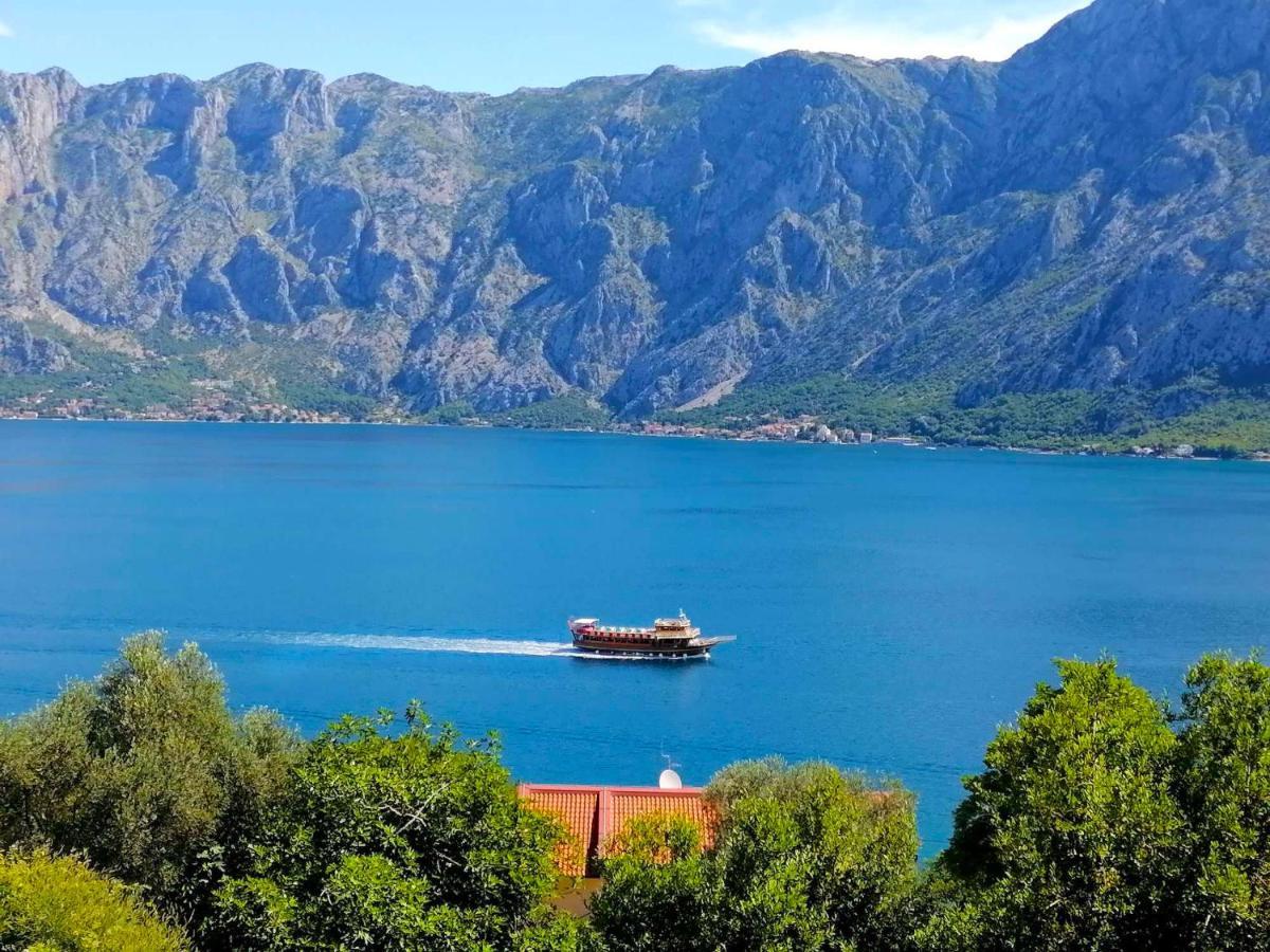 Bay Of Kotor View Apartment With Pool Prčanj Εξωτερικό φωτογραφία